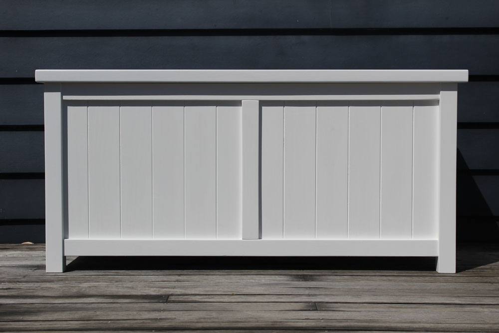 BoxSeat-Front-view-showing-lid-overhang-on-front-and-sides | PlanTub NZ ...